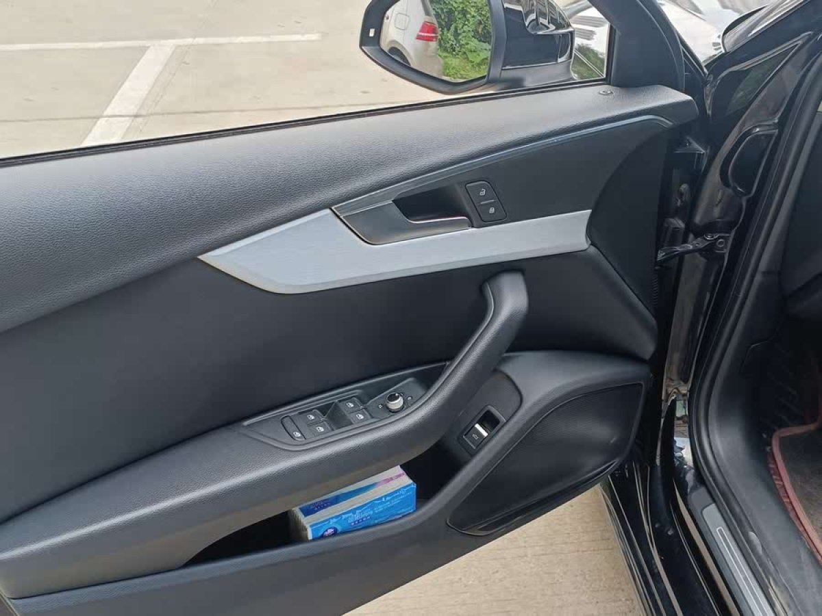 奧迪 奧迪A4L  2020款 40 TFSI 時尚動感型圖片