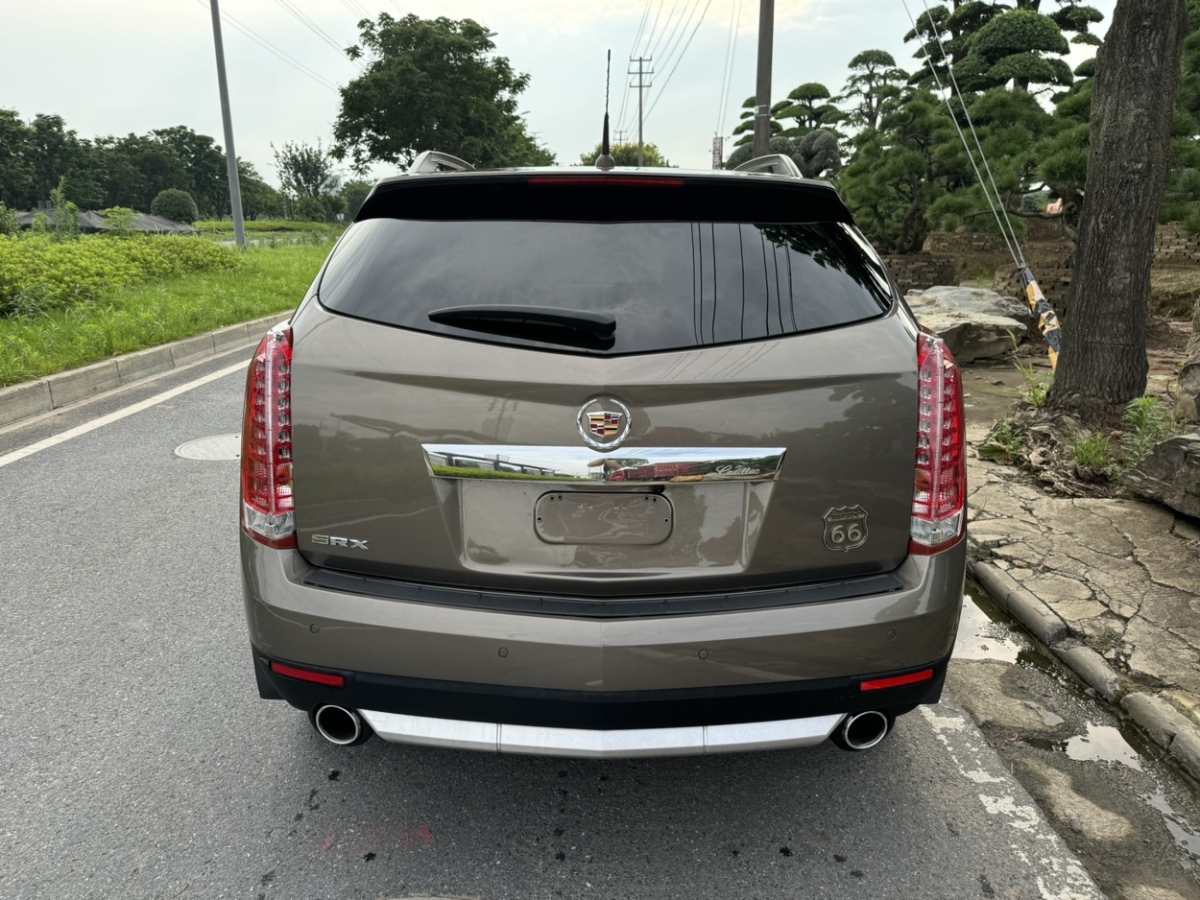 凱迪拉克 SRX  2015款 3.0L 精英型圖片