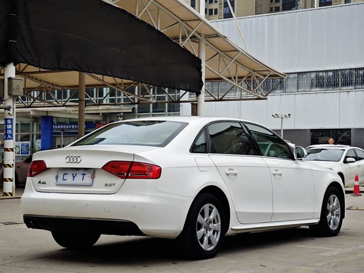 奧迪 奧迪A4L  2012款 2.0 TFSI 自動舒適型圖片