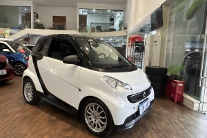 fortwo smart 1.0 MHD 硬頂標準版