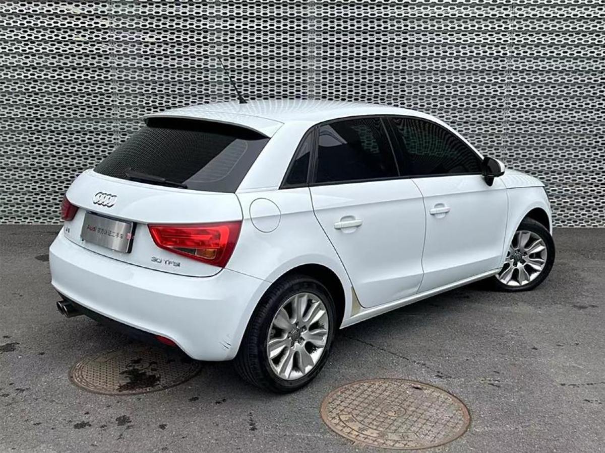 奧迪 奧迪A1  2014款 30 TFSI Sportback時尚型圖片