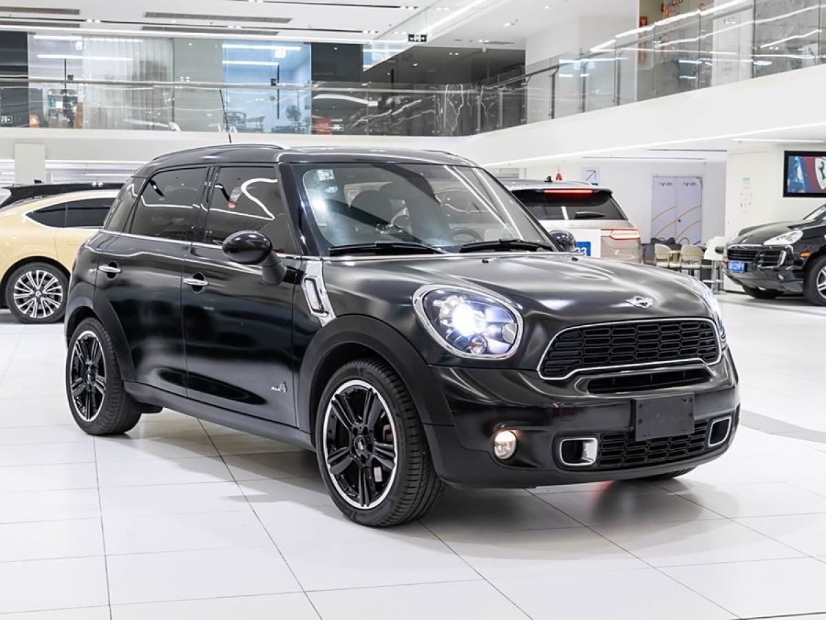 MINI COUNTRYMAN  2013款 1.6T COOPER S ALL4 滑雪版圖片