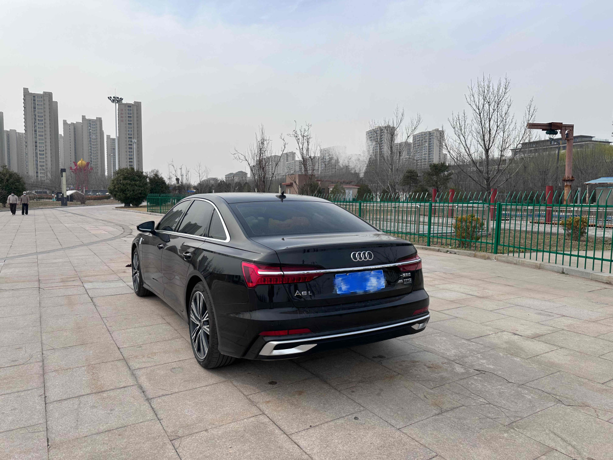 奧迪 奧迪A6L  2025款 45 TFSI 臻選動感型+通風舒享包圖片