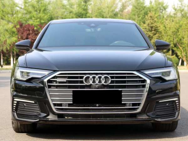 奥迪 奥迪A6L新能源  2023款 55 TFSI e quattro