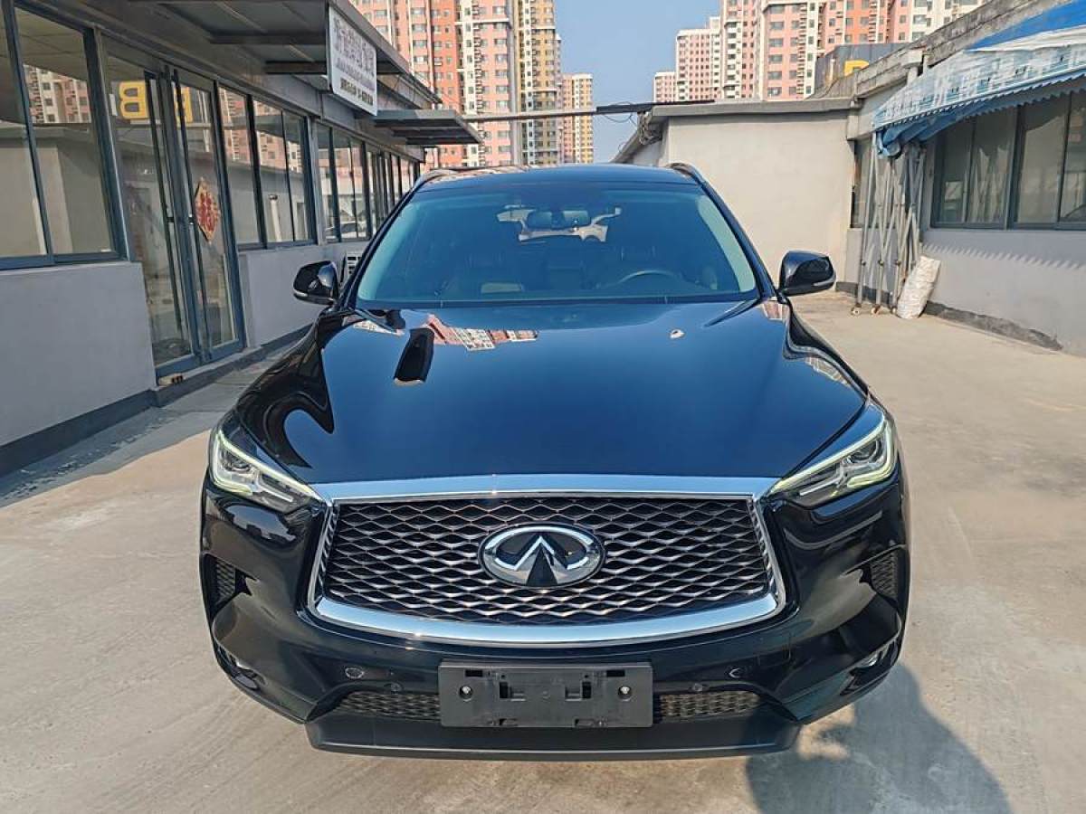 英菲尼迪 QX50  2018款 2.0T 兩驅(qū)時(shí)尚版圖片