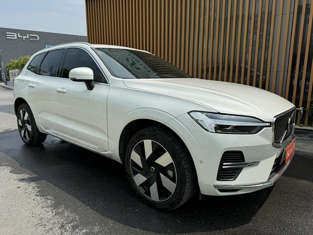 沃爾沃 XC60新能源  2024款 T8 插電混動 長續(xù)航四驅智遠豪華版圖片