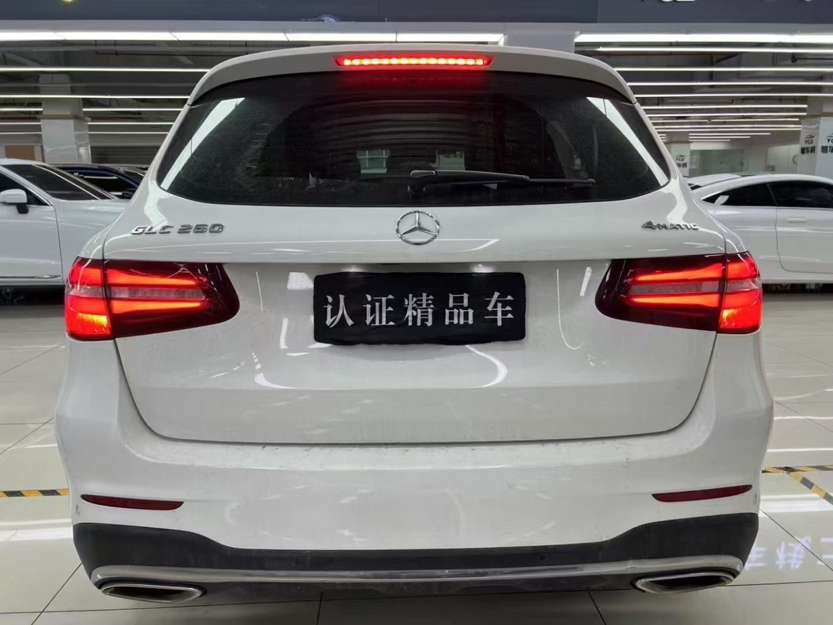 奔馳 奔馳GLC  2017款 GLC 260 4MATIC 動(dòng)感型圖片