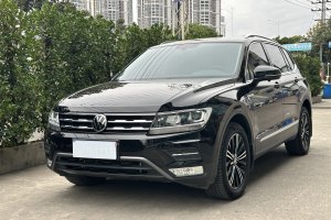 途觀L 大眾 改款 330TSI 自動(dòng)兩驅(qū)智享版