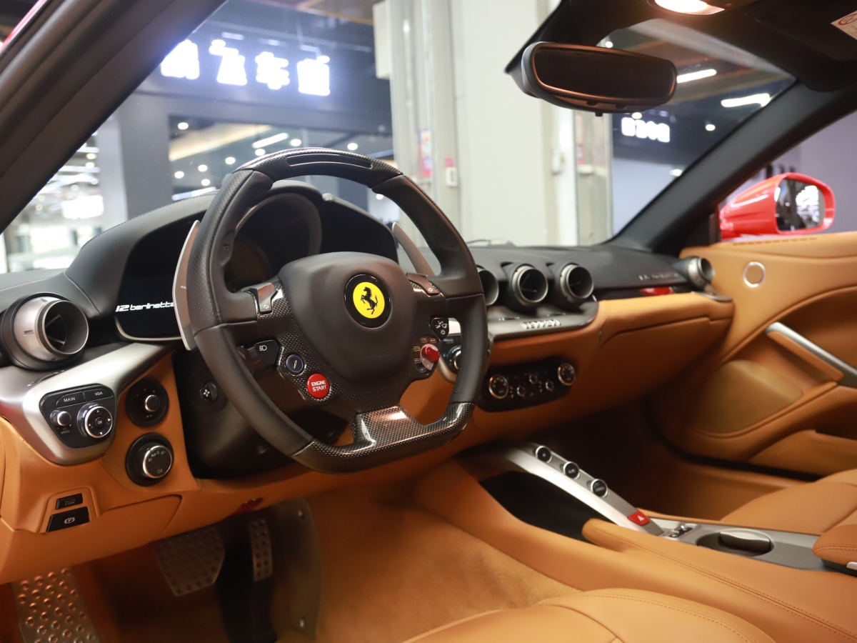 法拉利 F12berlinetta  2013款 6.3L 標準型圖片