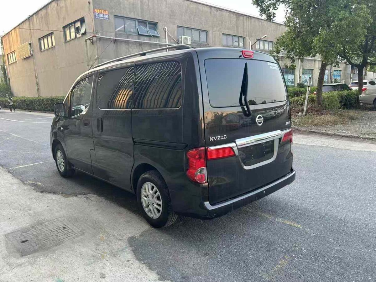 日產(chǎn) NV200  2014款 1.6L CVT豪華型 國IV圖片