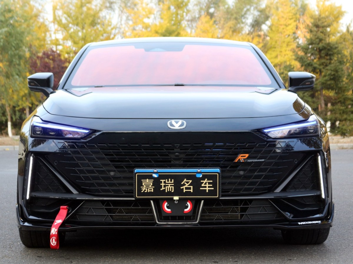 長(zhǎng)安 長(zhǎng)安UNI-V  2023款 1.5T 運(yùn)動(dòng)版圖片