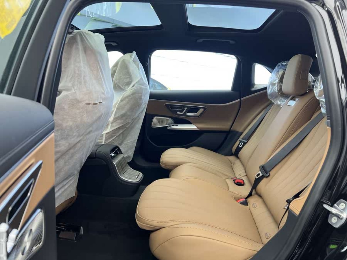 奔馳 奔馳E級  2025款 改款 E 300 L 豪華型圖片