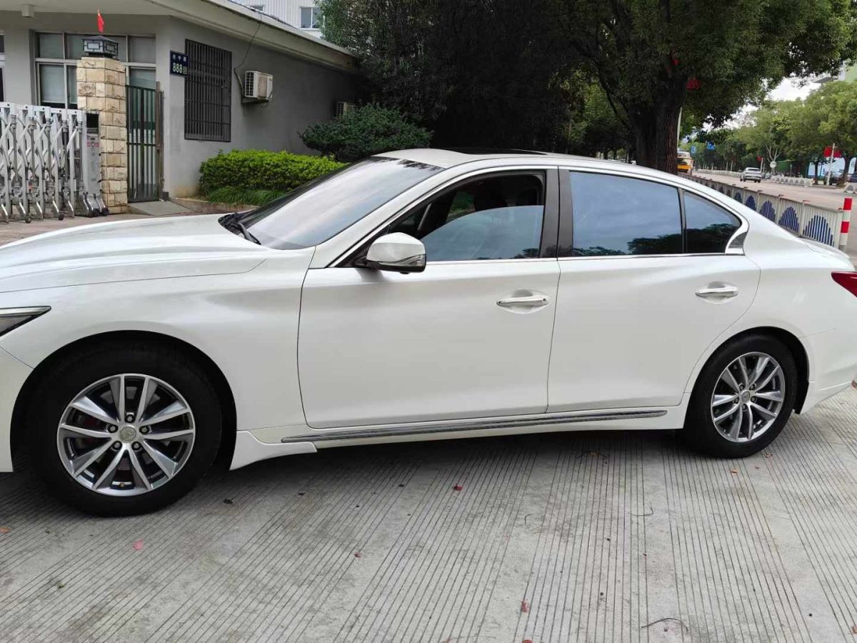 2015年6月英菲尼迪 Q50L  2015款 2.0T 悅享版