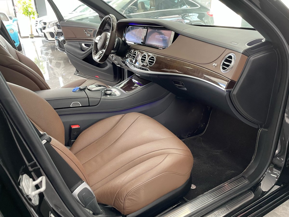 2017年3月奔驰 奔驰S级  2016款 S 320 L 商务型