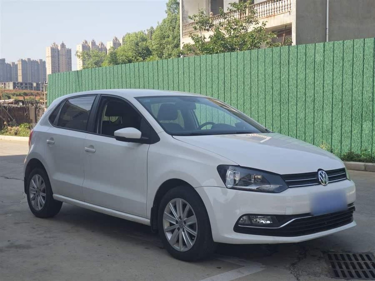大眾 Polo  2014款 1.4L 手動(dòng)舒適版圖片