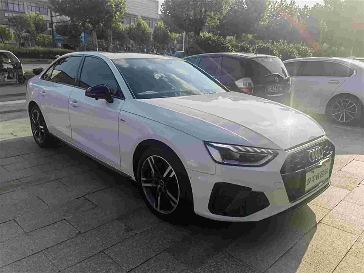 奧迪 奧迪A4L  2020款 40 TFSI 豪華動(dòng)感型圖片