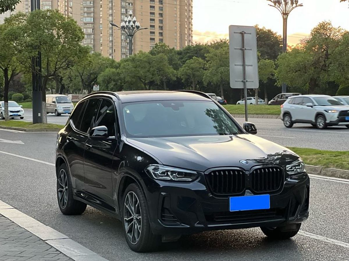 2024年1月寶馬 寶馬X3  2023款 xDrive30i 領(lǐng)先型 M曜夜套裝