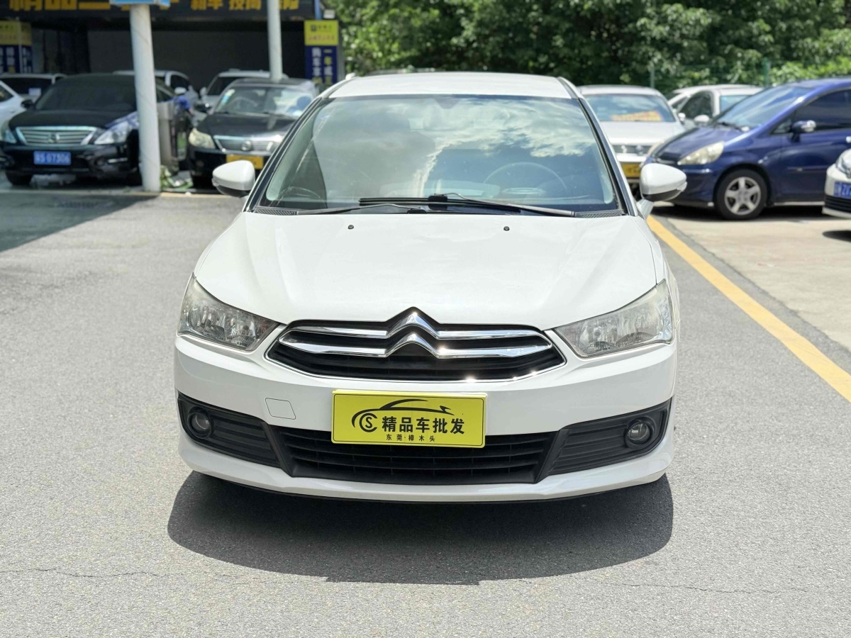 雪鐵龍 世嘉  2013款 三廂 1.6L 自動(dòng)品尚型圖片
