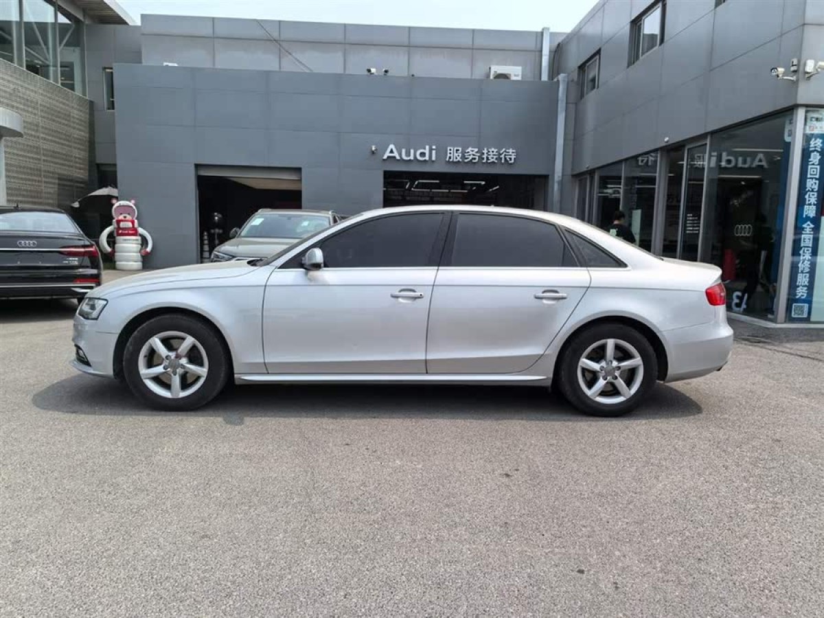 奧迪 奧迪A4L  2013款 35 TFSI 自動標準型圖片