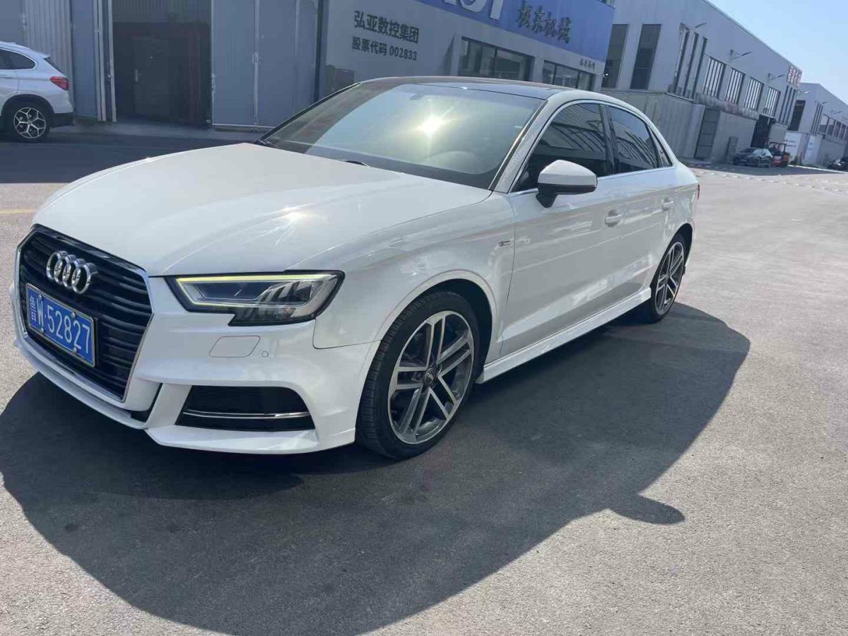 2017年8月奧迪 奧迪A3  2017款 Cabriolet 40 TFSI