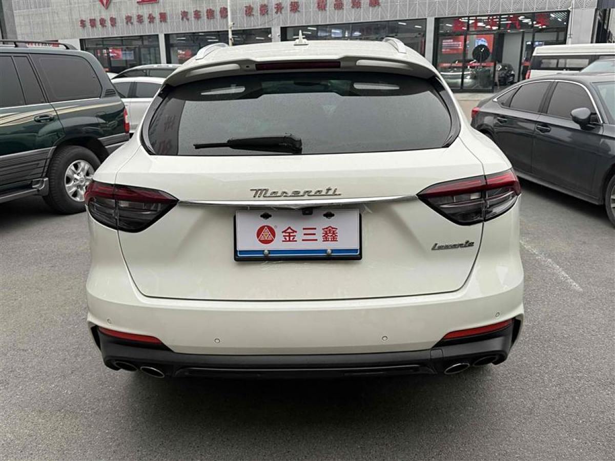 瑪莎拉蒂 Levante  2023款 3.0T Modena圖片