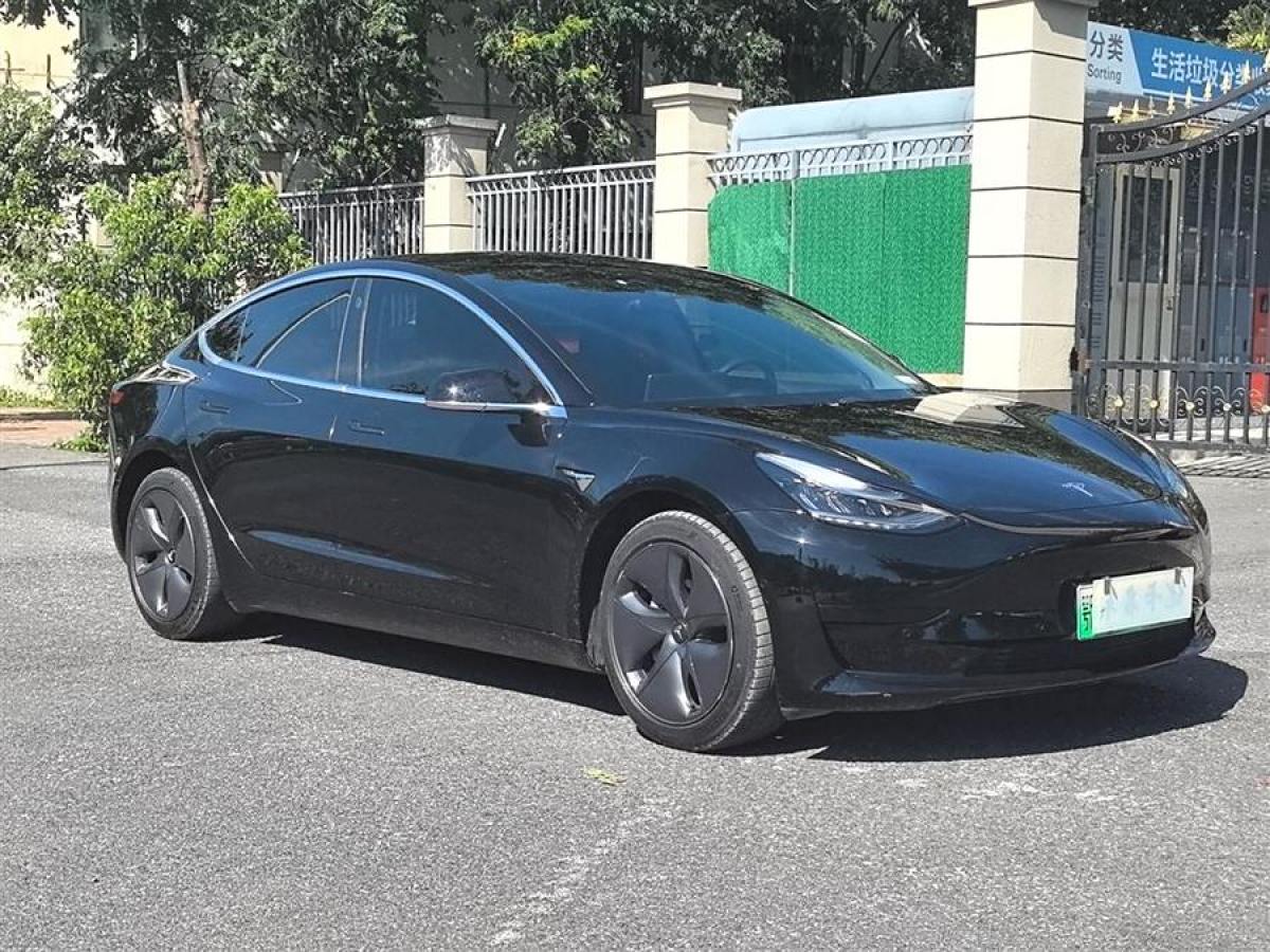 2020年8月特斯拉 Model 3  2020款 改款 標(biāo)準(zhǔn)續(xù)航后驅(qū)升級(jí)版