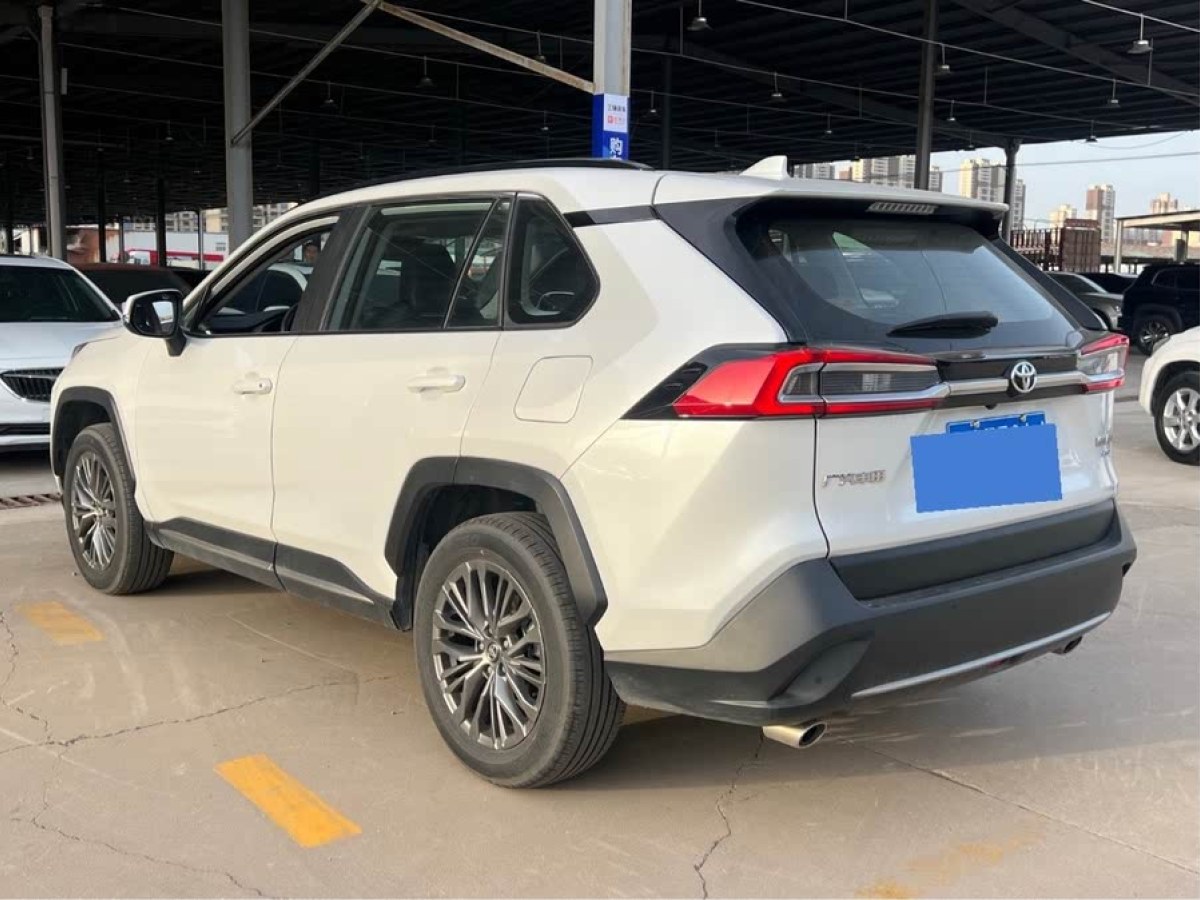 豐田 威蘭達  2023款 2.0L CVT四驅(qū)豪華PLUS版圖片