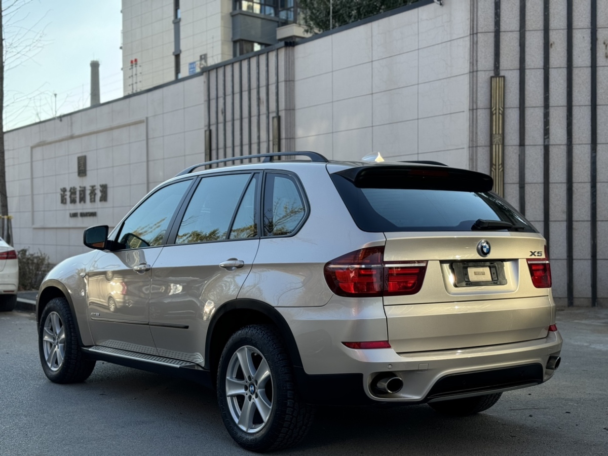 2013年12月寶馬 寶馬X5  2013款 xDrive35i 領(lǐng)先型