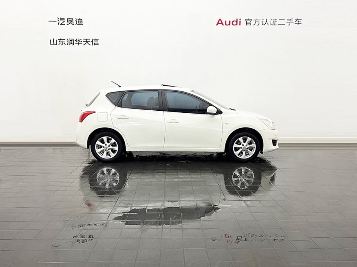 日產(chǎn) 騏達(dá)  2014款 1.6L CVT豪華型圖片