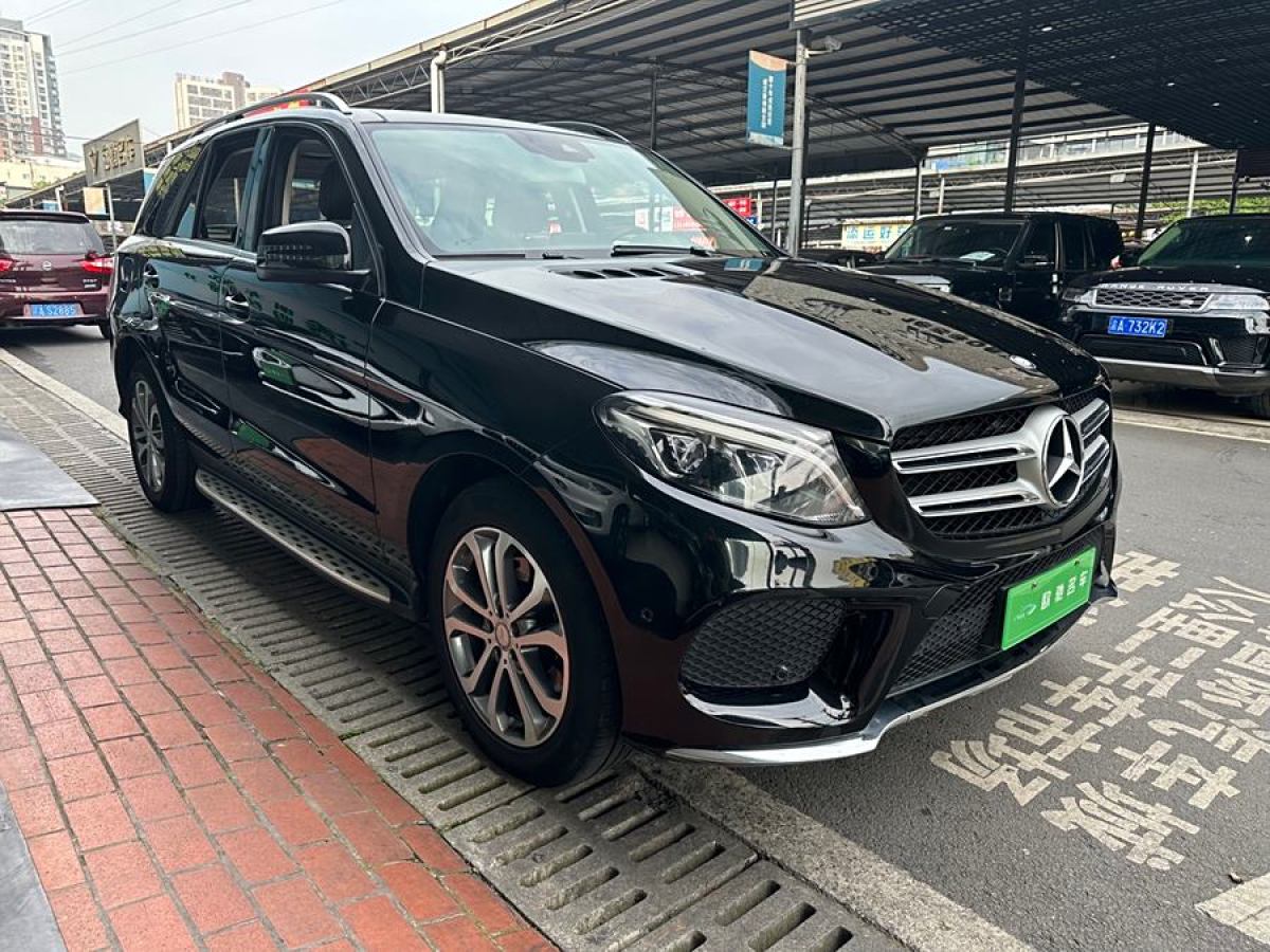 奔馳 奔馳GLE  2016款 GLE 320 4MATIC 動(dòng)感型圖片