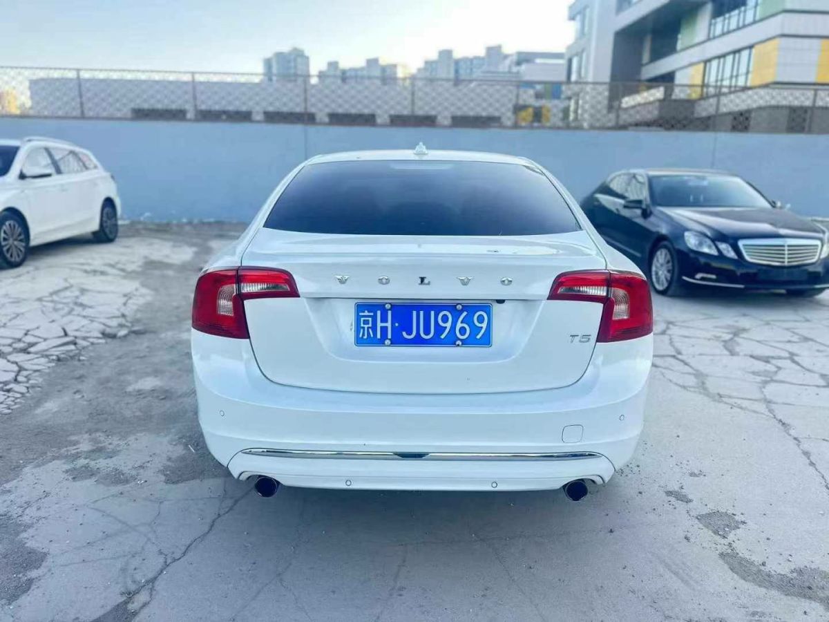 沃爾沃 S60  2019款 S60L 1.5T 智進(jìn)版圖片