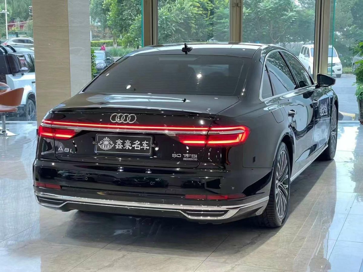 奧迪 奧迪S8  2020款 S8L 4.0TFSI quattro圖片