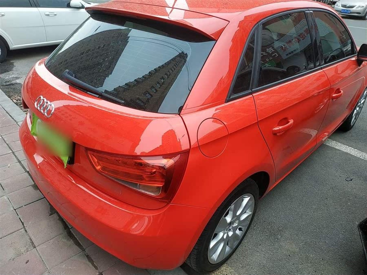 奧迪 奧迪A1  2014款 30 TFSI Sportback時尚型圖片