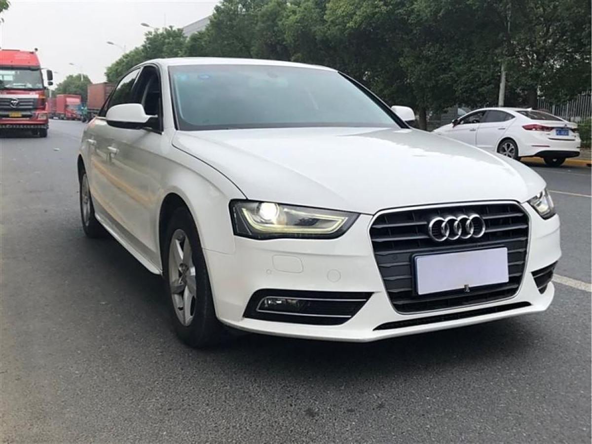 奧迪 奧迪A4L  2012款 2.0 TFSI 自動標準型圖片