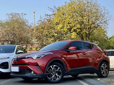 2019年6月 豐田 C-HR 2.0L 領(lǐng)先天窗版 國(guó)V圖片