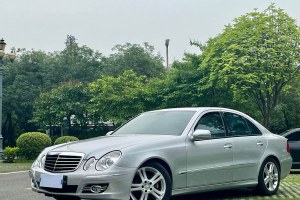 奔馳E級 奔馳 E 230 時(shí)尚型