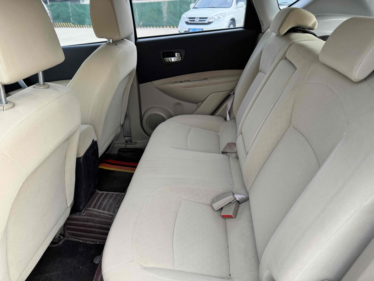 日產(chǎn) 逍客  2015款 2.0XL 酷火 MT 2WD圖片