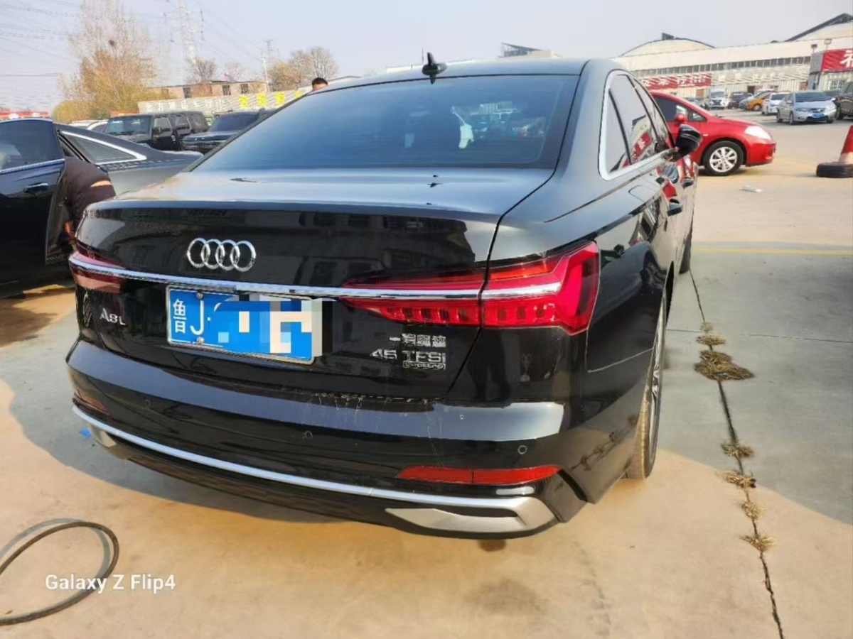 奧迪 奧迪A6L  2021款 45 TFSI quattro 臻選動(dòng)感型圖片