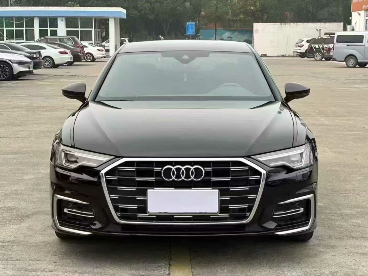 奧迪 奧迪A6L  2022款 40 TFSI 豪華動(dòng)感型圖片