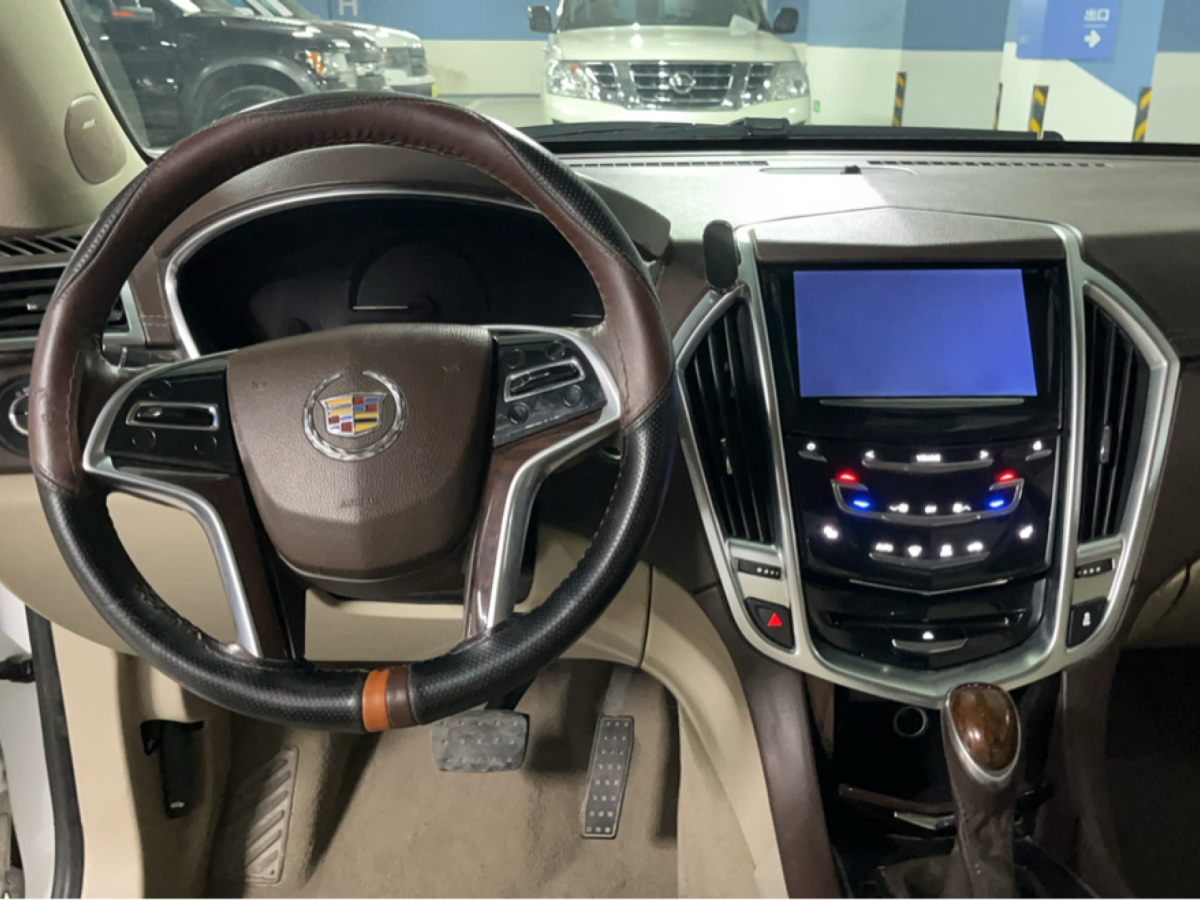 凱迪拉克 SRX  2014款 3.0L 精英型圖片