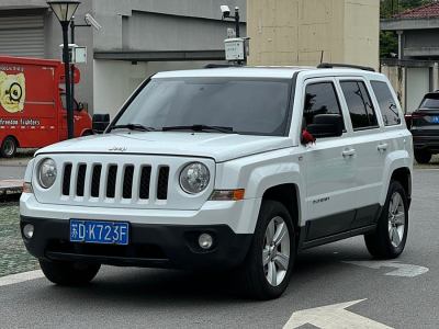 2014年12月 Jeep 自由客(進(jìn)口) 2.4L 運(yùn)動版圖片