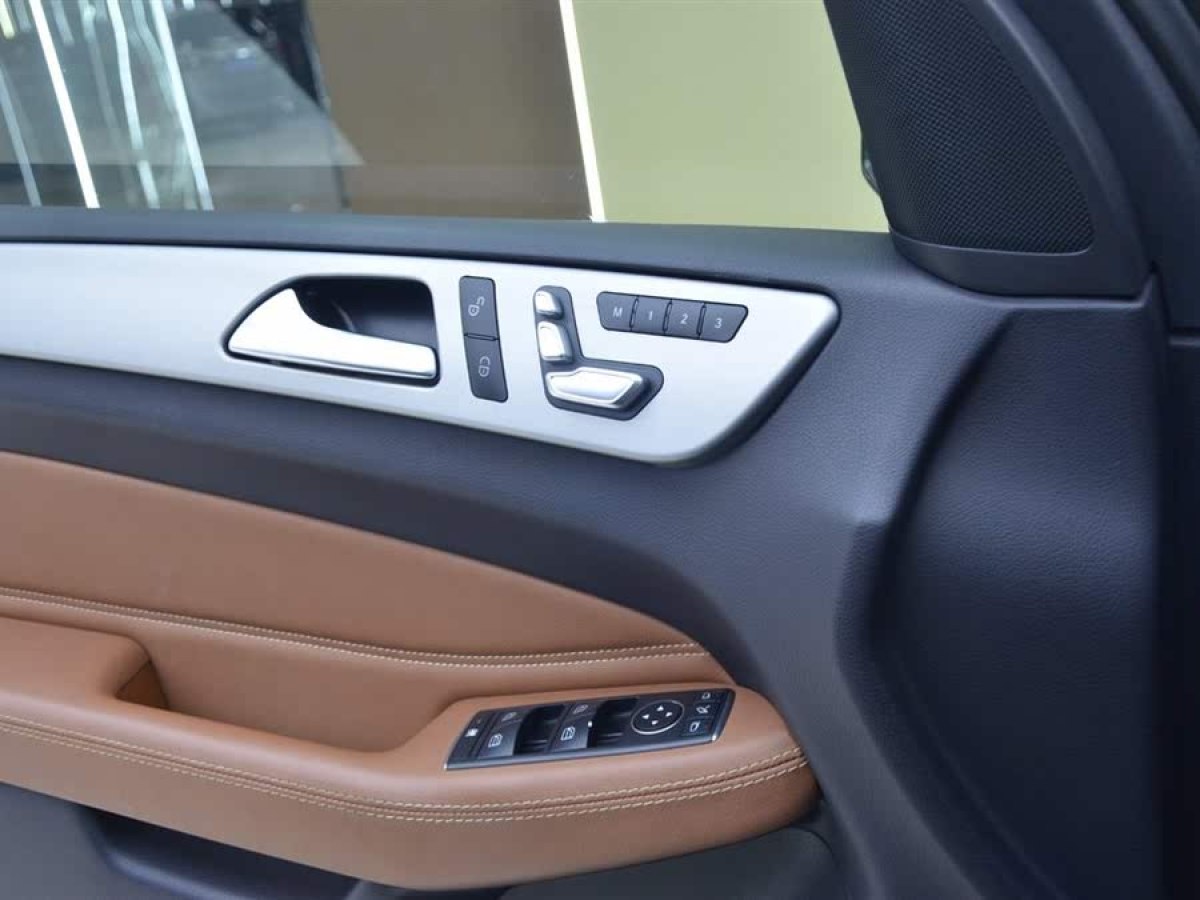 奔馳 奔馳GLE  2016款 GLE 450 AMG 4MATIC圖片