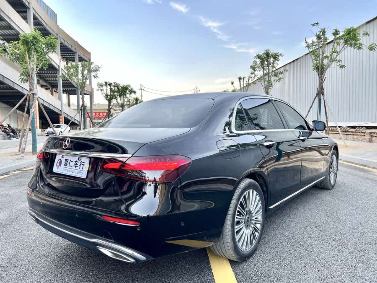 奔馳 奔馳E級(jí)  2023款 改款 E 300 L 豪華型圖片