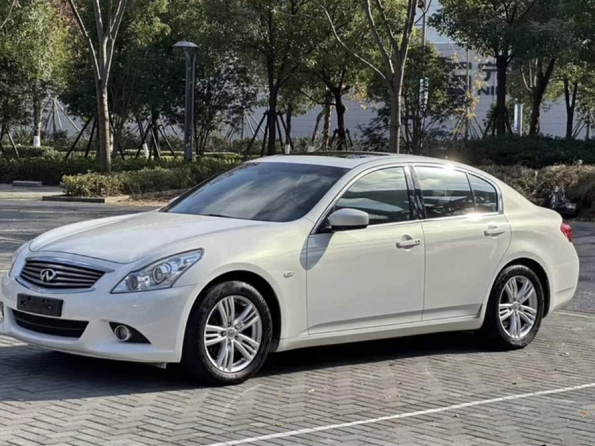 英菲尼迪 G系  2013款 G25 Sedan 豪華運(yùn)動(dòng)版圖片
