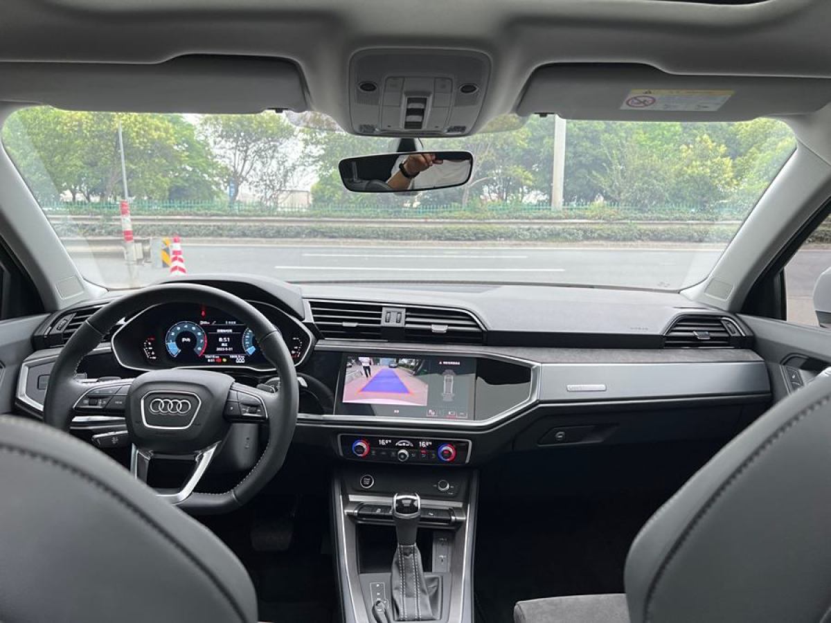 奧迪 奧迪Q3  2022款 35 TFSI 時尚動感型圖片