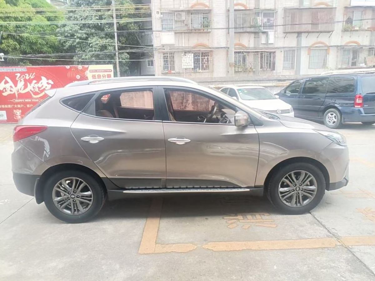 現(xiàn)代 ix35  2013款 2.0L 自動(dòng)兩驅(qū)智能型GLS 國(guó)IV圖片