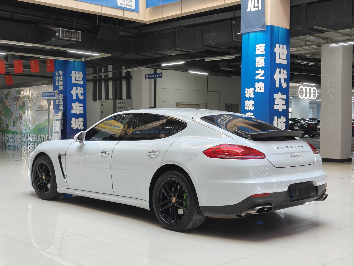 保時(shí)捷 Panamera  2014款 Panamera 4 Executive 3.0T圖片