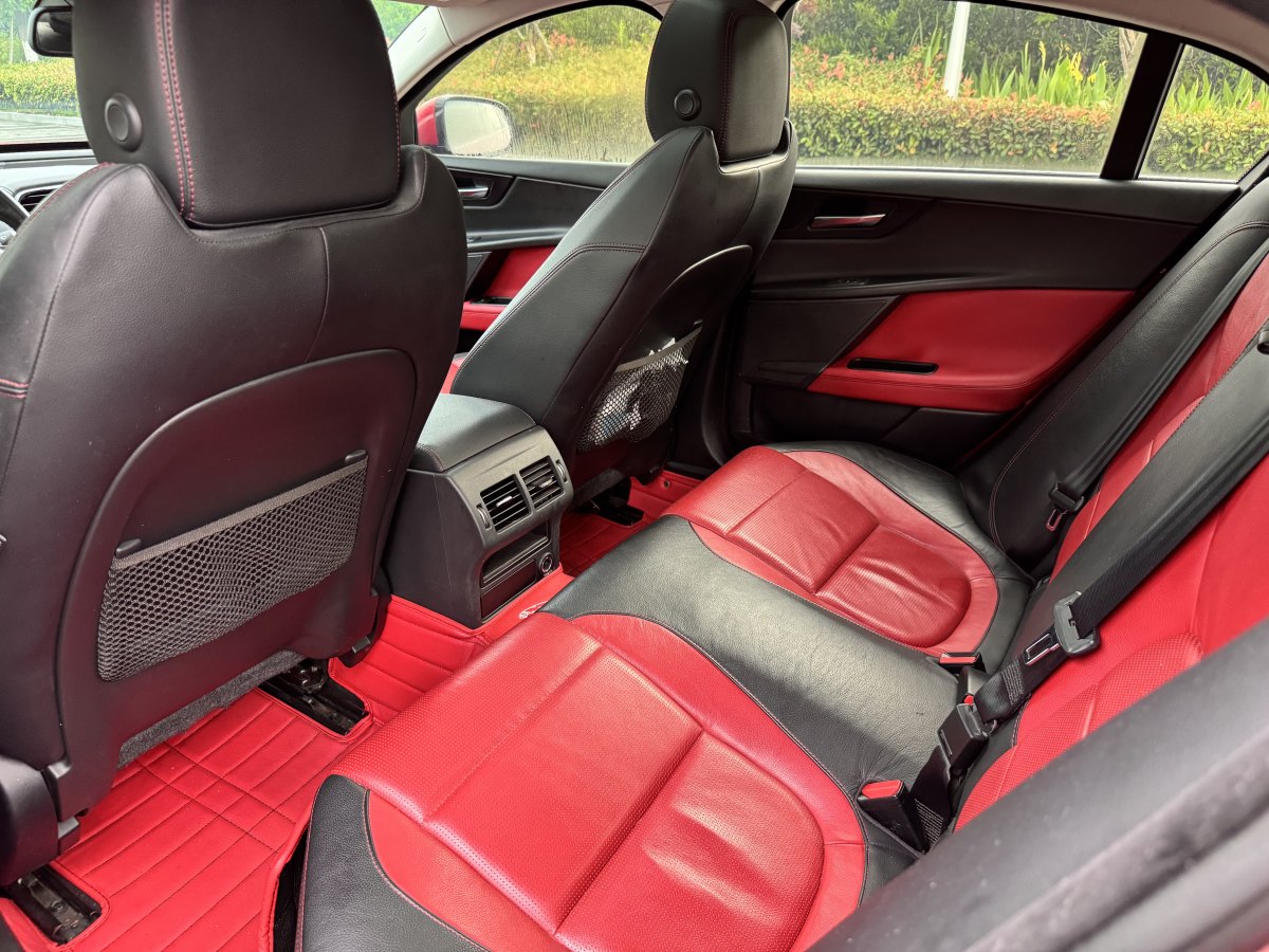 捷豹 XE  2015款 2.0T 200PS R-Sport圖片