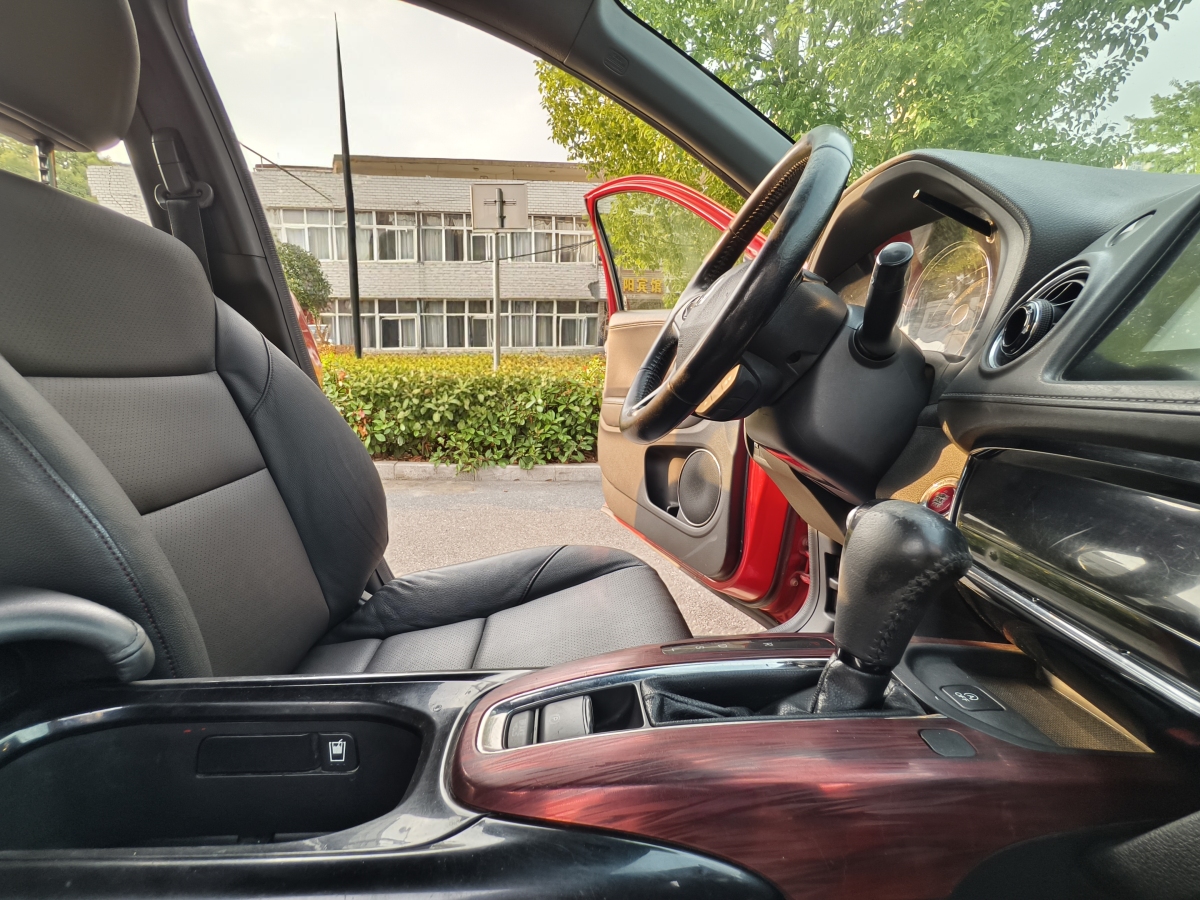 本田 XR-V  2015款 1.8L VTi CVT豪華版圖片