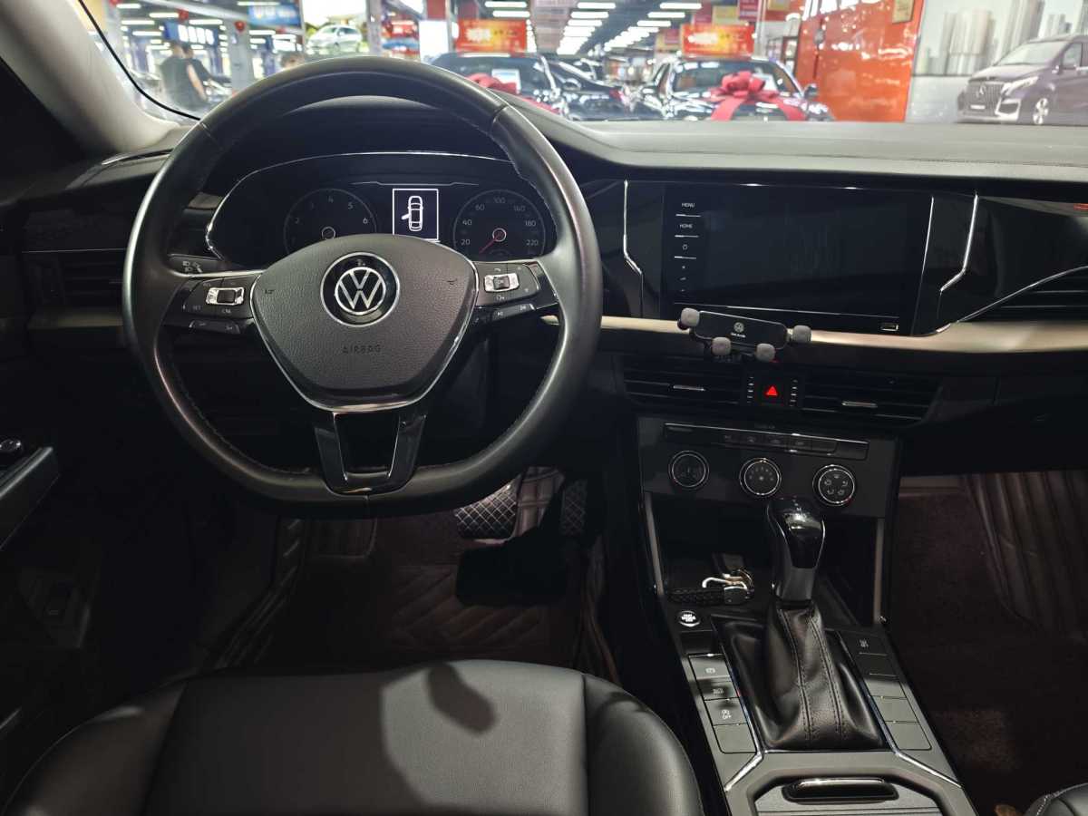 大眾 帕薩特  2021款 280TSI 商務(wù)版圖片